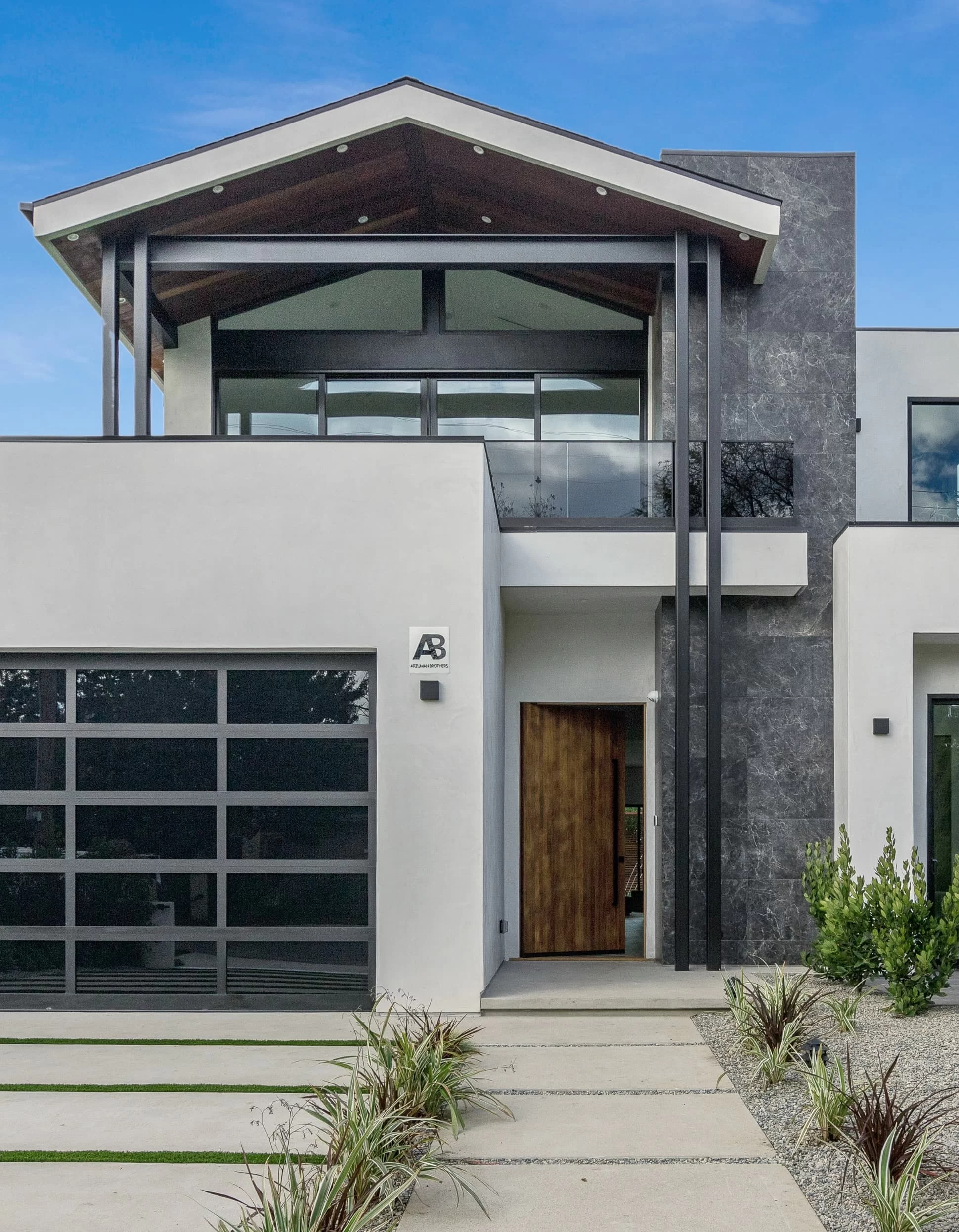 luxury design build firm los angeles